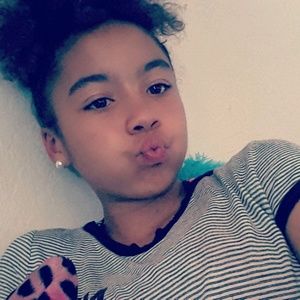 Meet your Posher, Xanthia